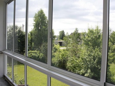 Раздвижная алюминиевая система ALT100 для балконов, беседок, террас, веранд
